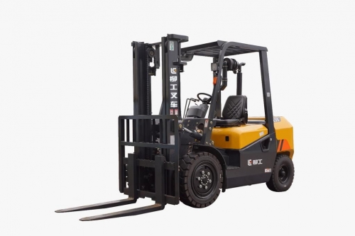 Dizel Forkliftler / 3 TONLUK D�ZEL TR�PLEKS FORKL�FT foto�raf� 101